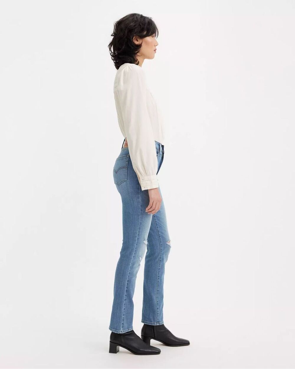 Levi’s 724 High Rise Straight Slim Jeans Wondrous Time Medium Wash 26x30 - Picture 4 of 7